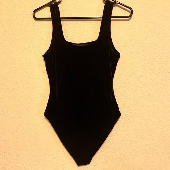 Forever 21 Tops - Forever 21 Black Velvet Body Suit